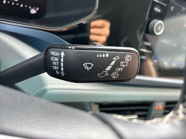 Photo of 2024 Deep Black Pearl Volkswagen Taos