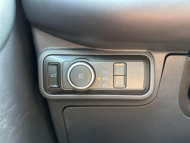 Photo of 2025 Black Metallic Ford Explorer