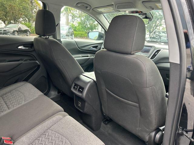Photo of 2023 Mosaic Black Metallic Chevrolet Equinox