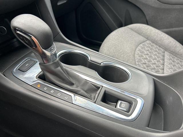Photo of 2023 Mosaic Black Metallic Chevrolet Equinox