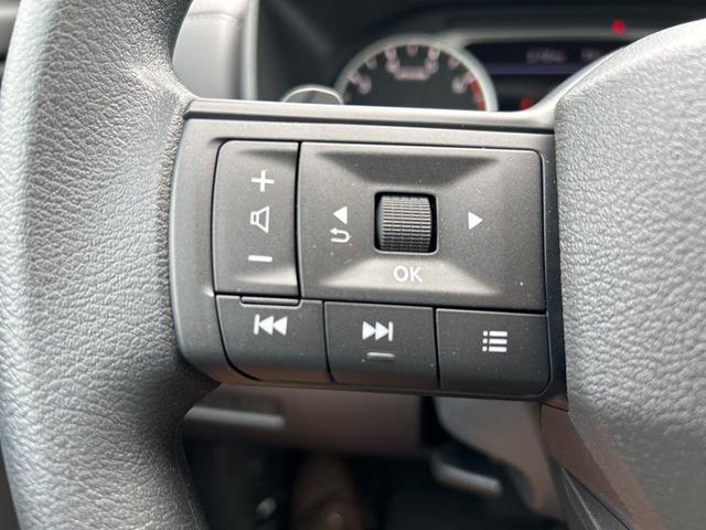 Photo of 2025 Super Black Nissan Rogue