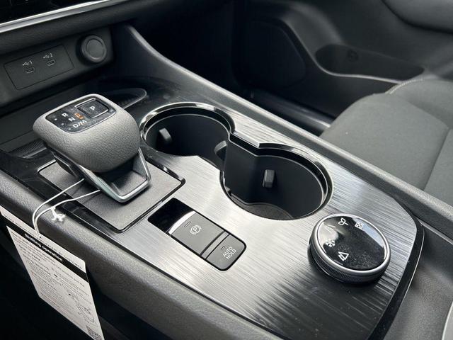 Photo of 2025 Super Black Nissan Rogue