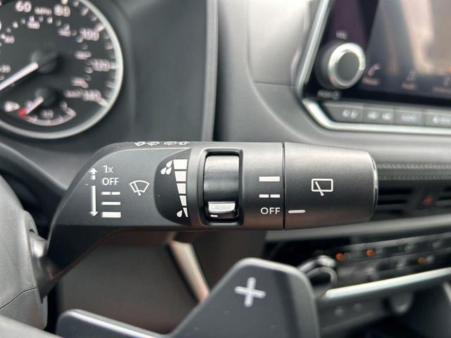 Photo of 2025 Super Black Nissan Rogue