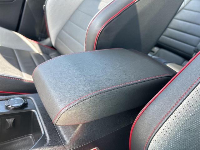 Photo of 2024 Deep Black Volkswagen Golf GTI