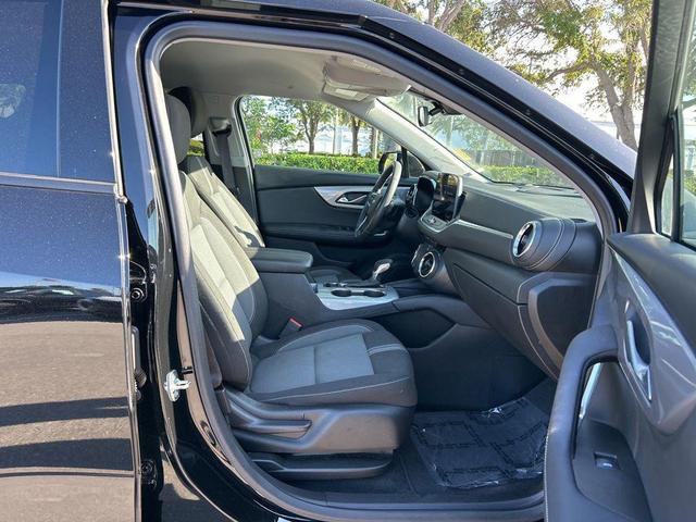 Photo of 2023 Black Chevrolet Blazer