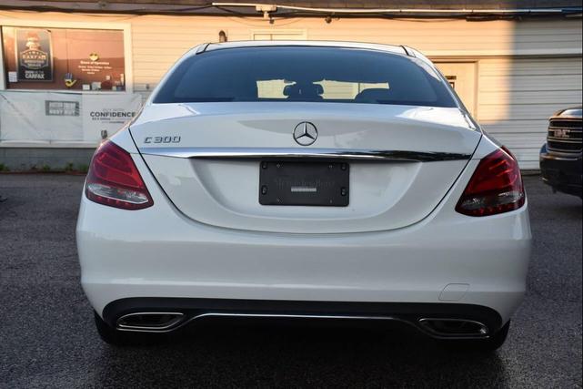 Photo of 2018 White Mercedes-Benz C-Class