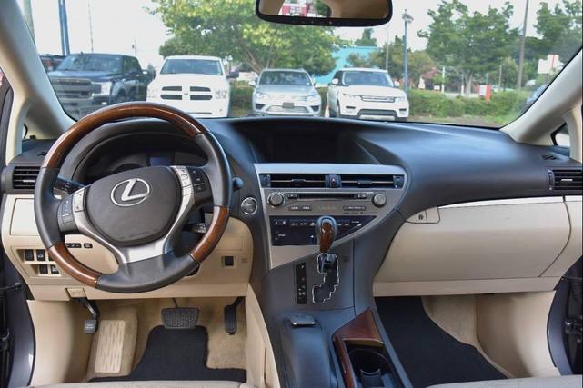 Photo of 2013 Pewter Lexus RX 350