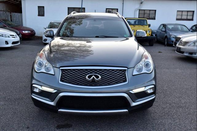 Photo of 2017 Gray INFINITI QX50
