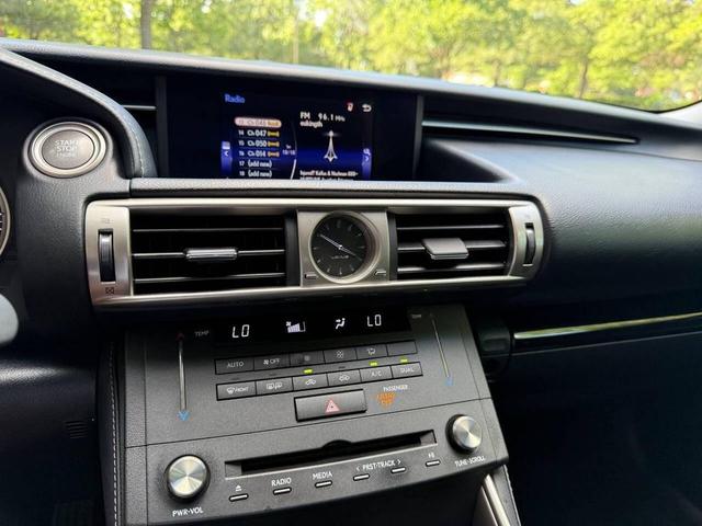 Photo of 2016 White Lexus IS 200t