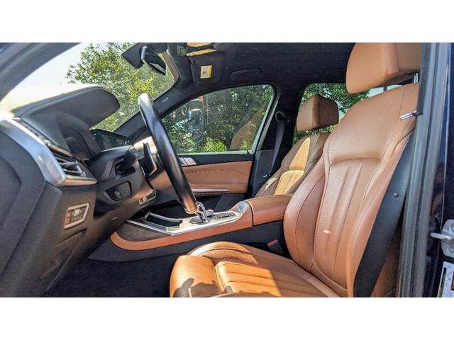Photo of 2022 Blue BMW X7