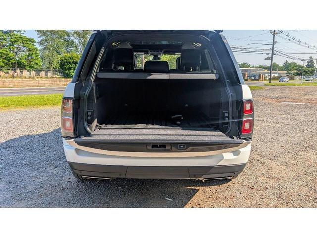 Photo of 2019 Fuji White Land Rover Range Rover