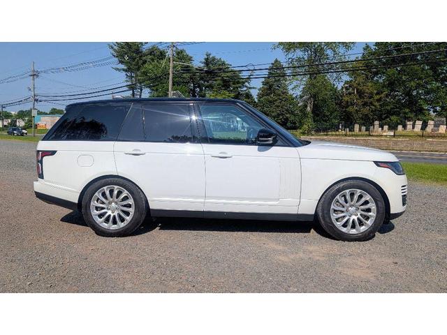 Photo of 2019 Fuji White Land Rover Range Rover