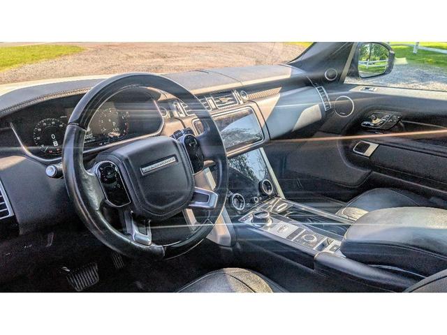 Photo of 2019 Fuji White Land Rover Range Rover