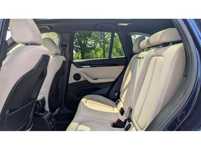 Photo of 2019 Mediterranean Blue Metallic BMW X1