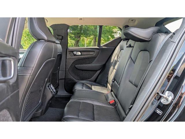 Photo of 2022 Black Volvo XC40