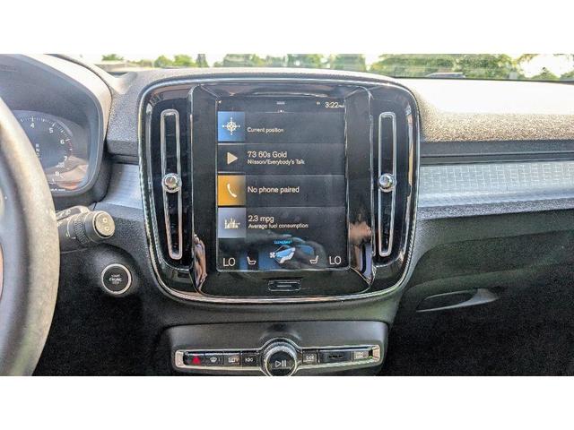 Photo of 2022 Black Volvo XC40