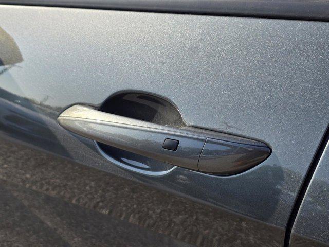 Photo of 2025 Amazon Gray Hyundai ELANTRA HEV