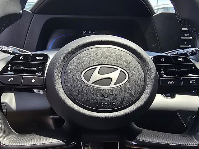 Photo of 2025 Amazon Gray Hyundai ELANTRA
