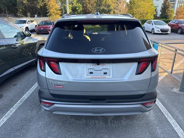 Photo of 2025 Shimmering Silver Hyundai TUCSON