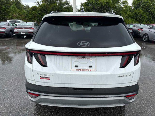 Photo of 2025 Creamy White Pearl Hyundai TUCSON Hybrid