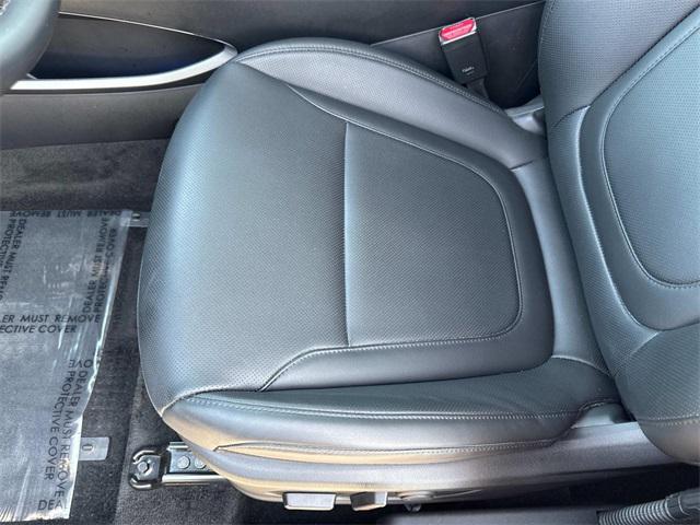 Photo of 2024 Black Pearl Hyundai TUCSON Hybrid