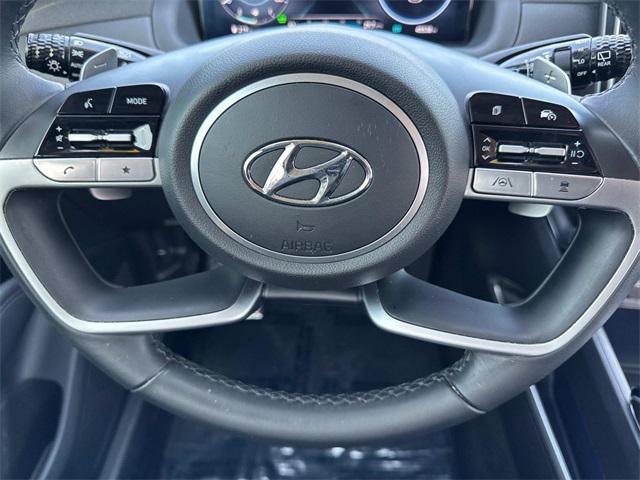 Photo of 2024 Black Pearl Hyundai TUCSON Hybrid