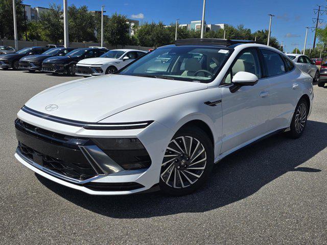 Photo of 2025 Serenity White Hyundai SONATA Hybrid