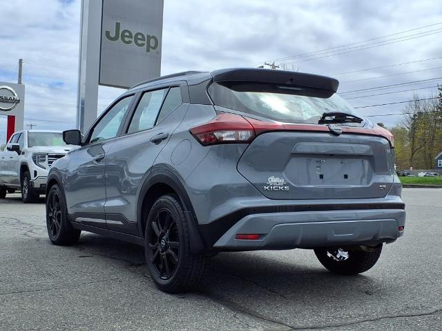 Photo of 2023 Boulder Gray Pearl Nissan Kicks