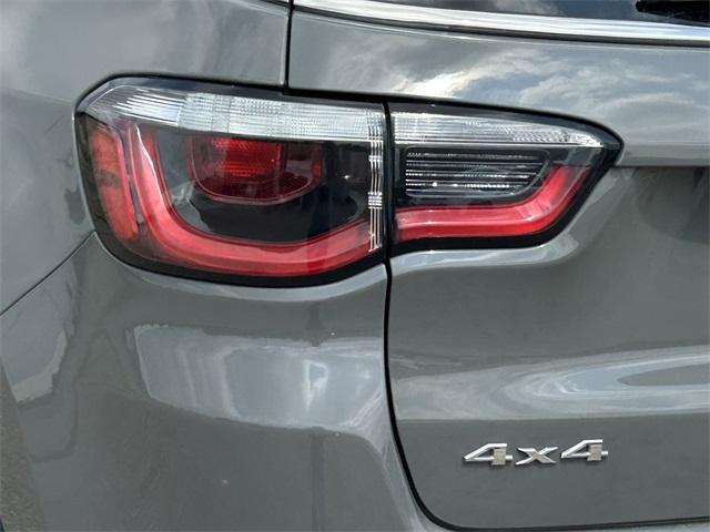 Photo of 2021 Sting Gray Clearcoat Jeep Compass