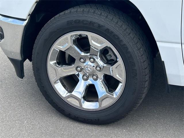 Photo of 2022 Bright White Clearcoat RAM 1500