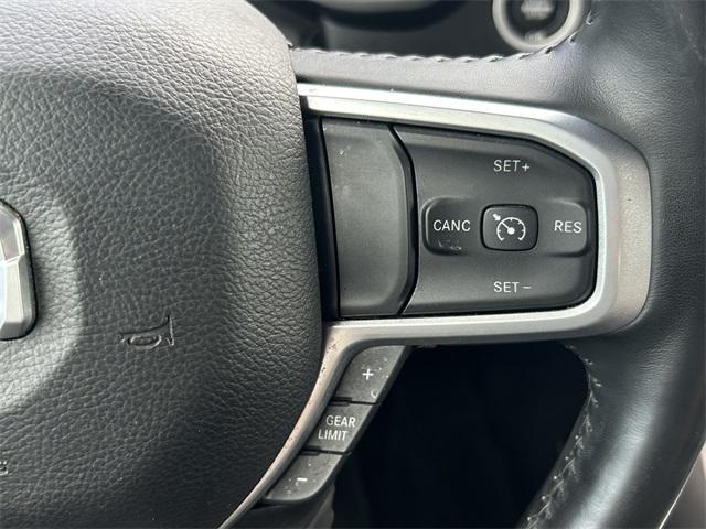 Photo of 2022 Bright White Clearcoat RAM 1500