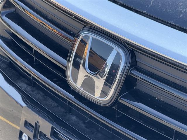 Photo of 2024 Black Honda Odyssey