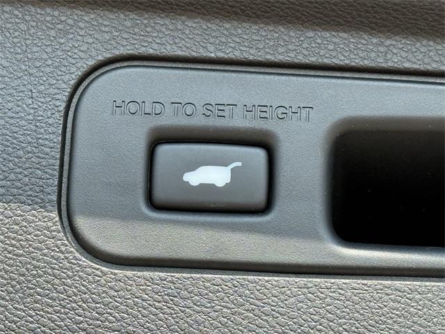 Photo of 2024 Black Honda Odyssey