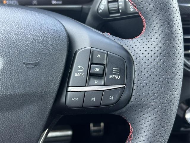 Photo of 2023 Carbonized Gray Metallic Ford Escape