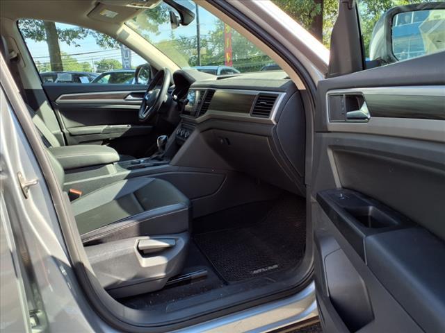 Photo of 2021 Pyrite Silver Metallic Volkswagen Atlas