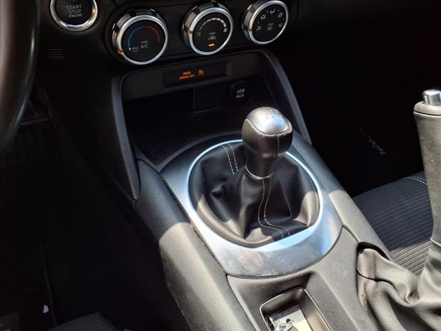 Photo of 2018 Hypnotique Red FIAT 124 Spider