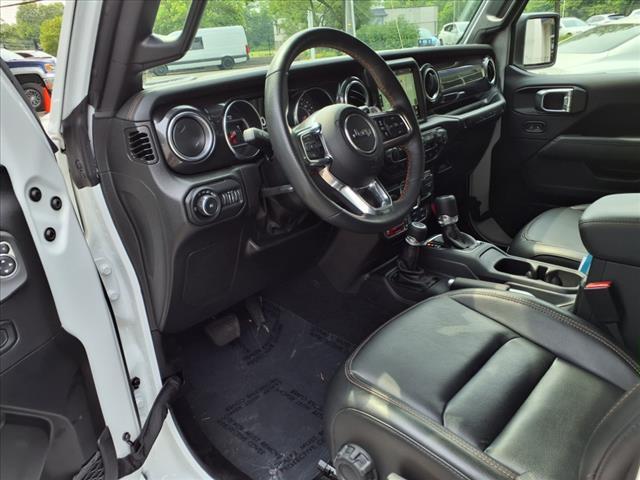 Photo of 2022 Bright White Clearcoat Jeep Wrangler