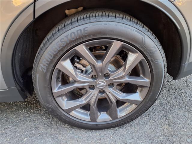 Photo of 2024 Liquid Carbon Metallic Acura MDX
