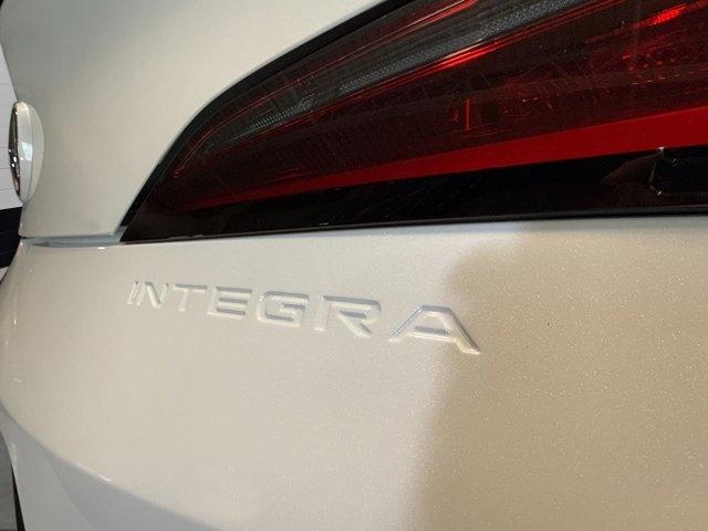 Photo of 2025 Platinum White Pearl Acura Integra