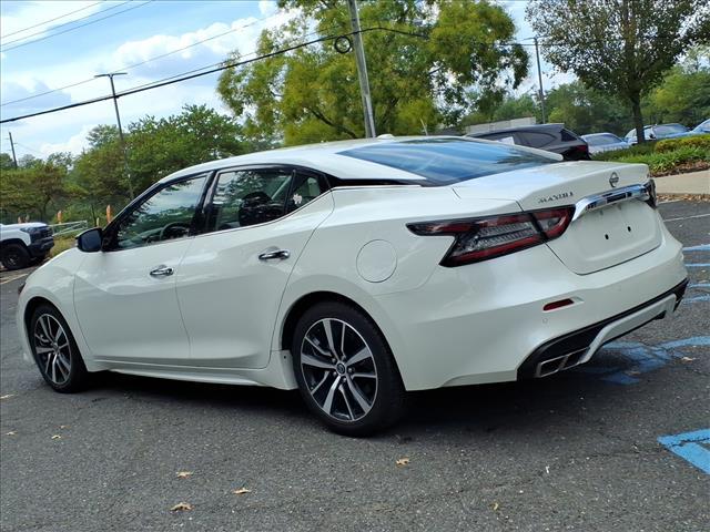Photo of 2023 Pearl White Tricoat Nissan Maxima