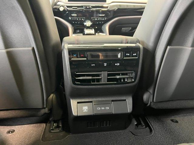 Photo of 2025 Lunar Silver Metallic Acura MDX