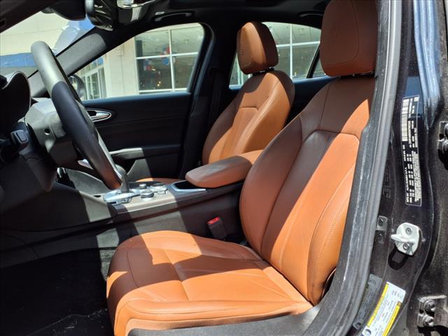 Photo of 2022 Vulcano Black Metallic Alfa Romeo Giulia