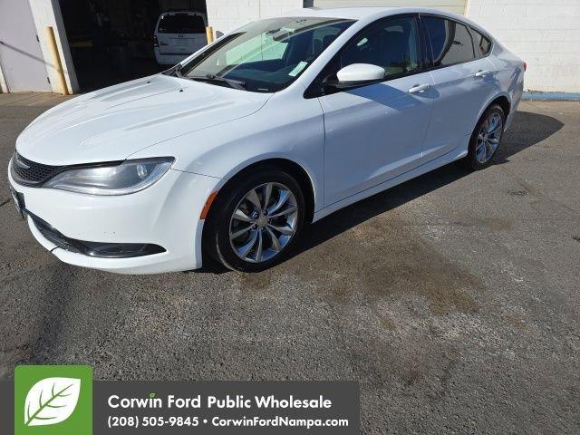 2016 Chrysler 200
