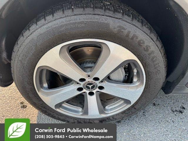 Photo of 2020 Graphite Gray Metallic Mercedes-Benz GLC 300