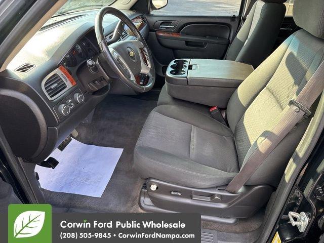Photo of 2012 Black Chevrolet Tahoe