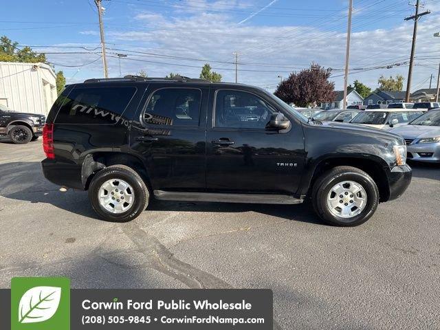 Photo of 2012 Black Chevrolet Tahoe