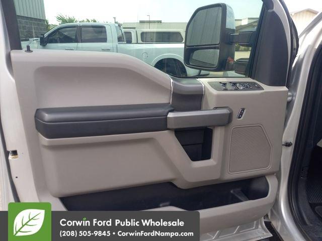 Photo of 2017 Ingot Silver Ford F-250