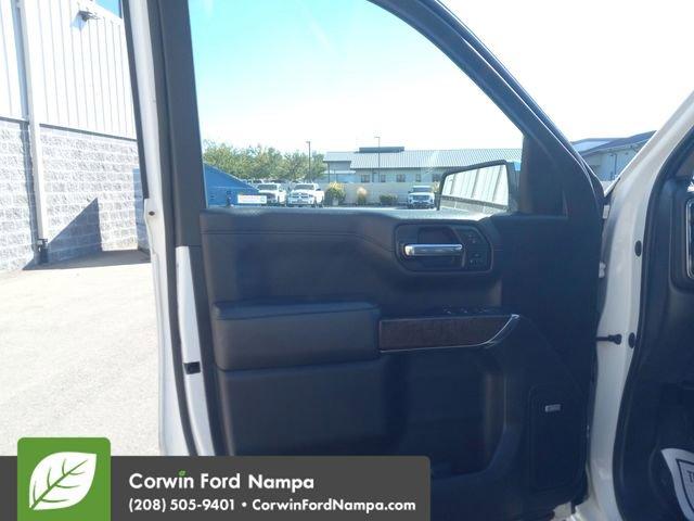 Photo of 2021 White Frost GMC Sierra 1500
