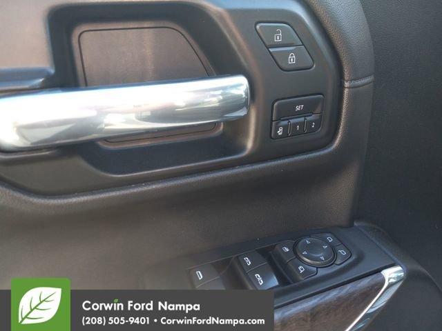 Photo of 2021 White Frost GMC Sierra 1500