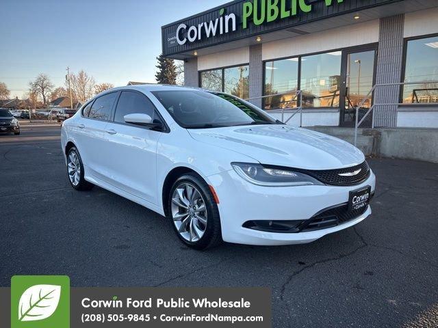 2015 Chrysler 200